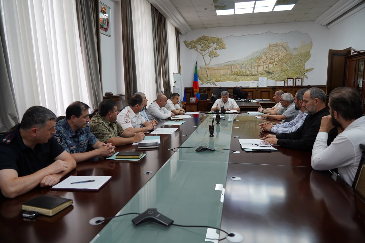В Дербенте состоялось внеочередное заседание городской антитеррористической комиссии            