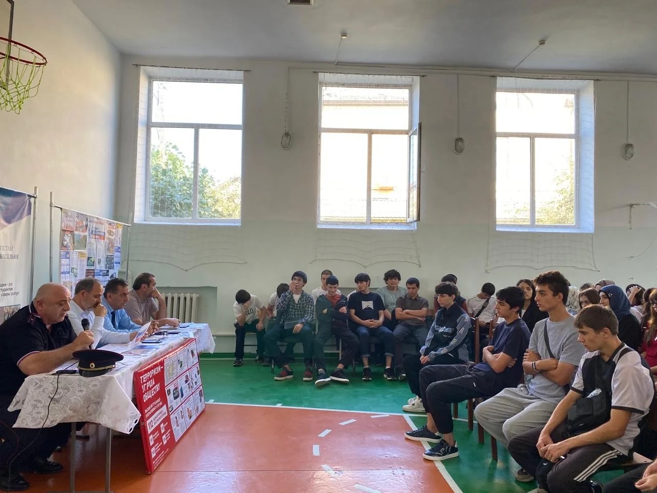 Профилактическая беседа со студентами колледжа