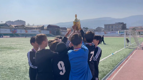 На стадионе «Нарын-кала» состоялся футбольный турнир                                     
