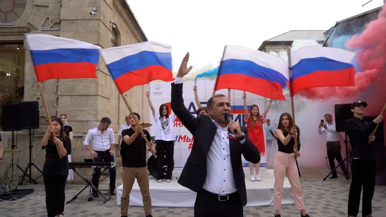 В Дербенте праздничным концертом отметили День России | 14.06.2022 |  Новости Дербента - БезФормата