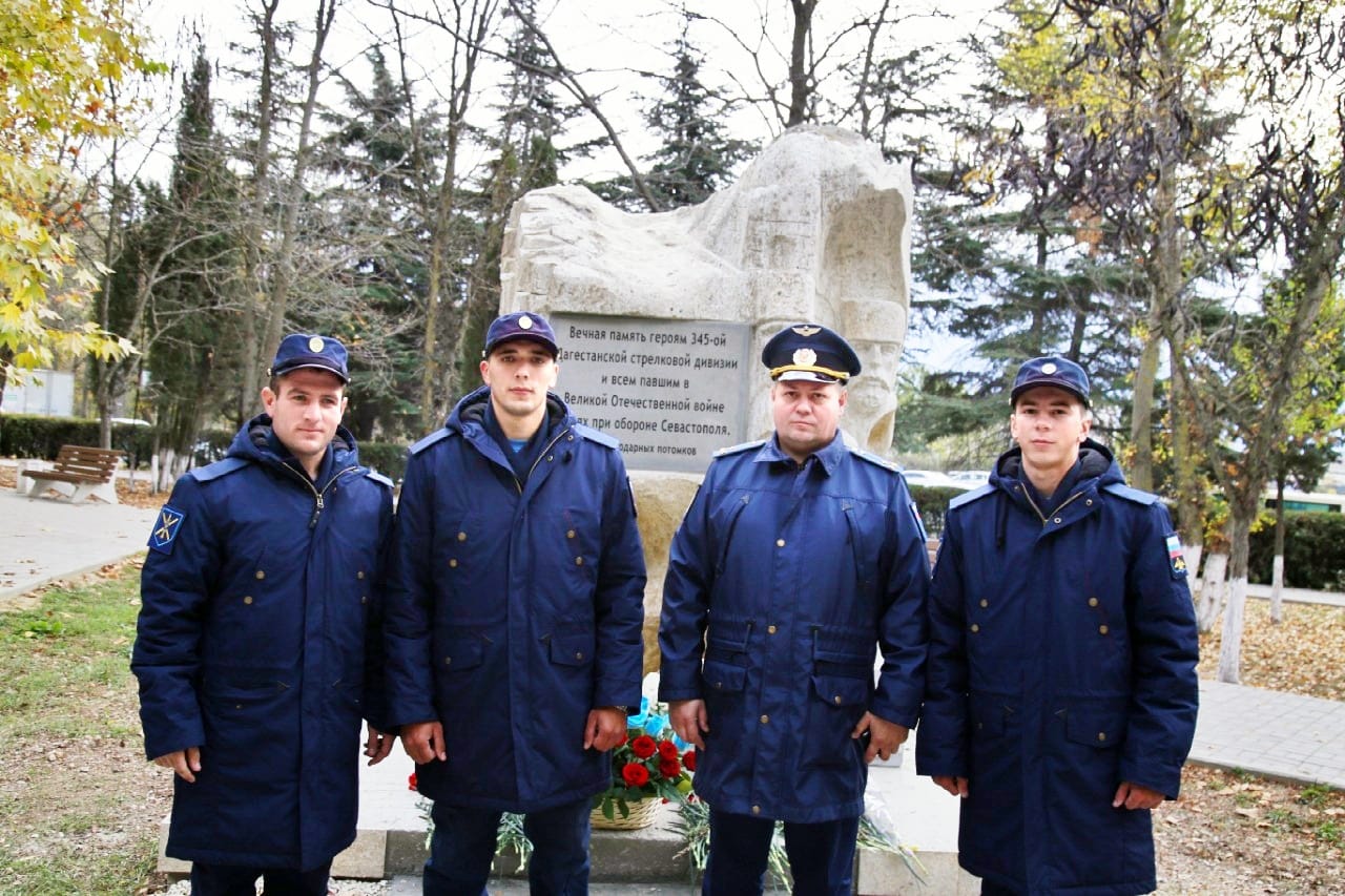 В Севастополе торжественно открыли памятник 345 Дагестанской Стрелковой  дивизии. | 30.10.2019 | Новости Дербента - БезФормата