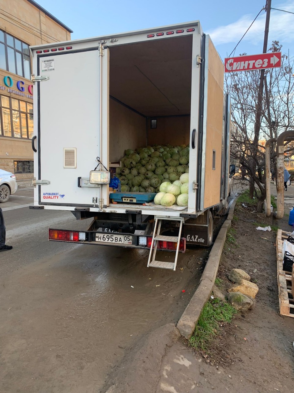 В Дербенте проведен рейд по выявлению несанкционированной уличной торговли  | 21.12.2021 | Новости Дербента - БезФормата