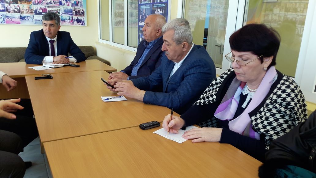 Начальник МКУ "Управление культуры, спорта, молодежной политики и туризма" Арсен Арухов провел аппаратное совещание.